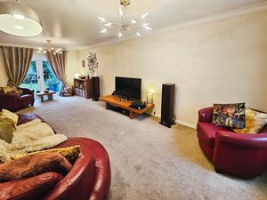 Photo 11- click for photo gallery